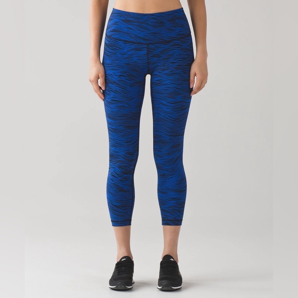 Lululemon Blue & Black High Times Pant Full-On Luxtreme Leggings Women’s Size 8